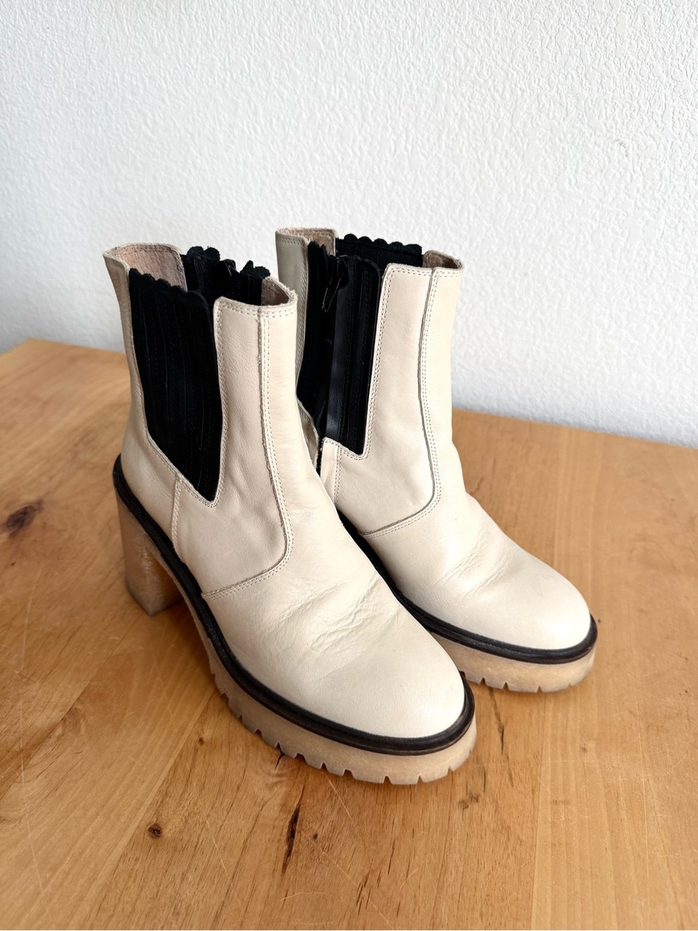 Free People Cream Leather Chelsea Boots with Black Elastic